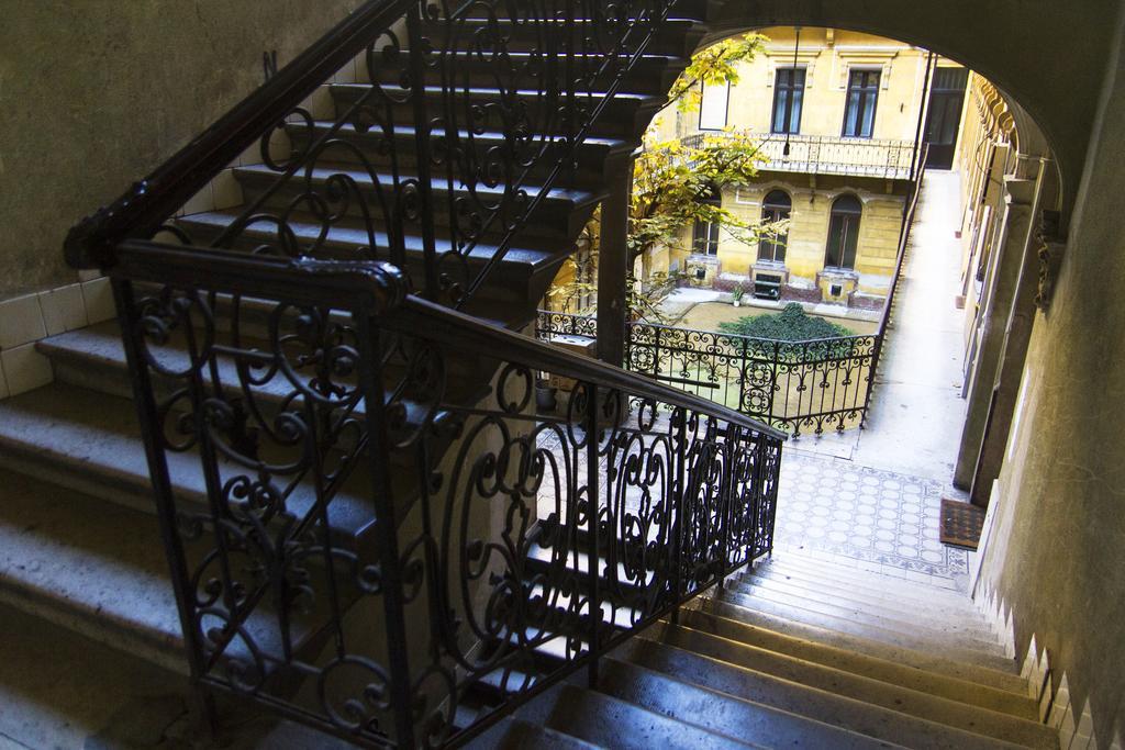 Real Apartments Klauzal Budapeszt Zewnętrze zdjęcie